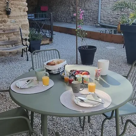Le Pasadin 3* Valréas